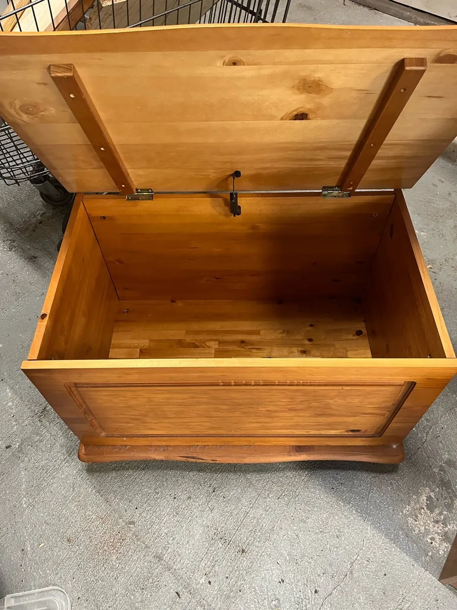 Blanket box - Image 2