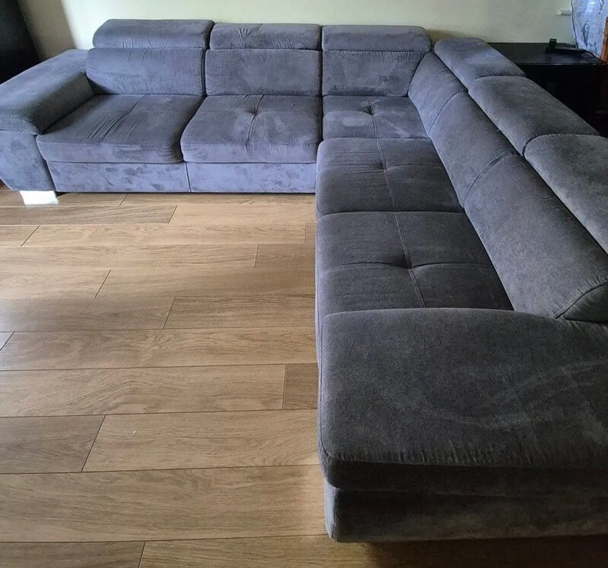corner sofa - Image 1
