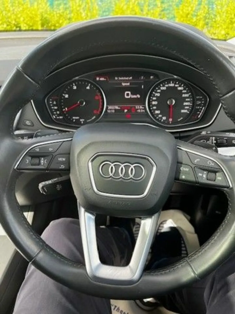 Audi Q5  SE SPORT 40TDI 190BHP QUATTRO PAN ROOF - Image 3