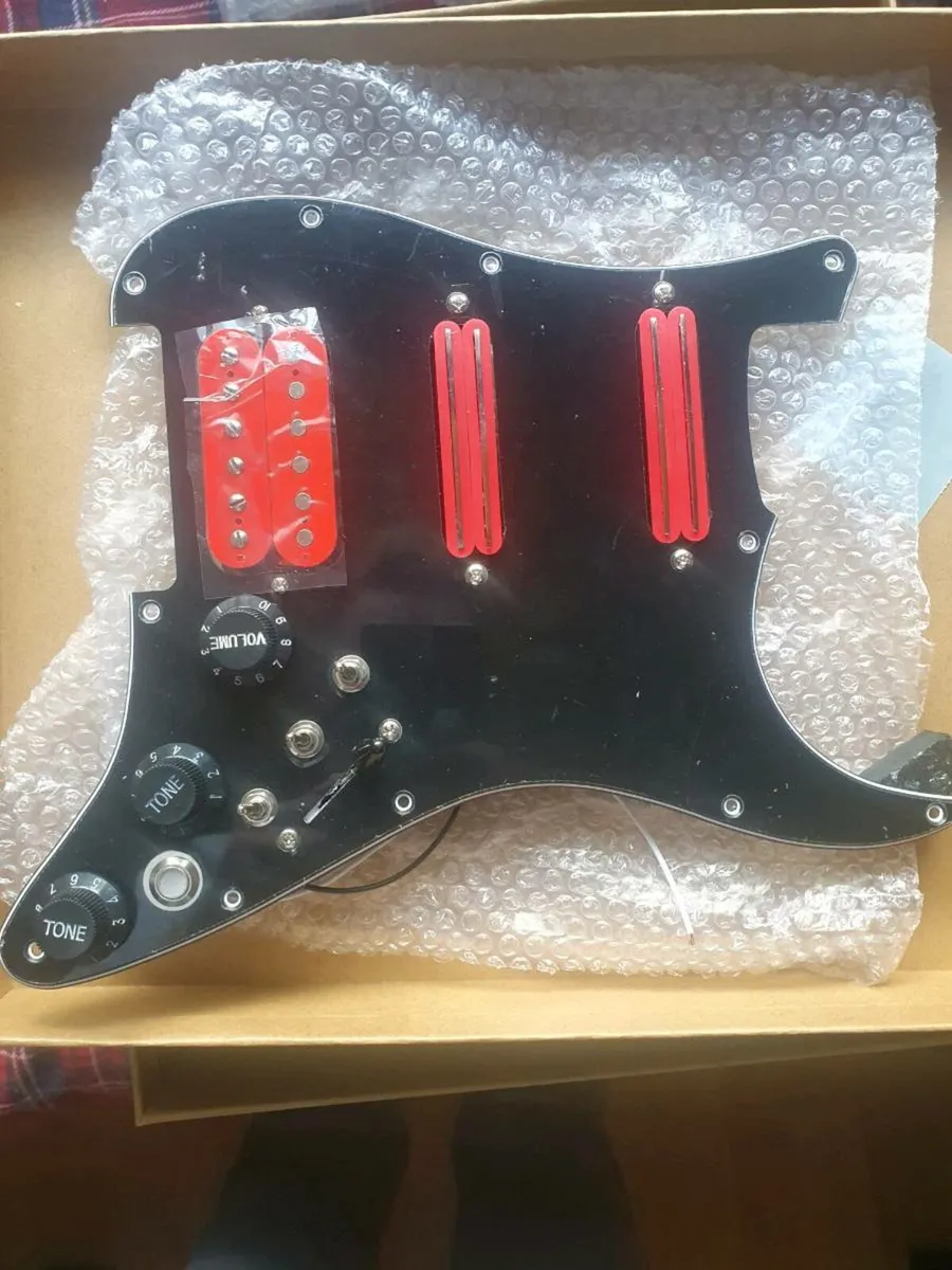 Brand new loaded pickguard - Image 1