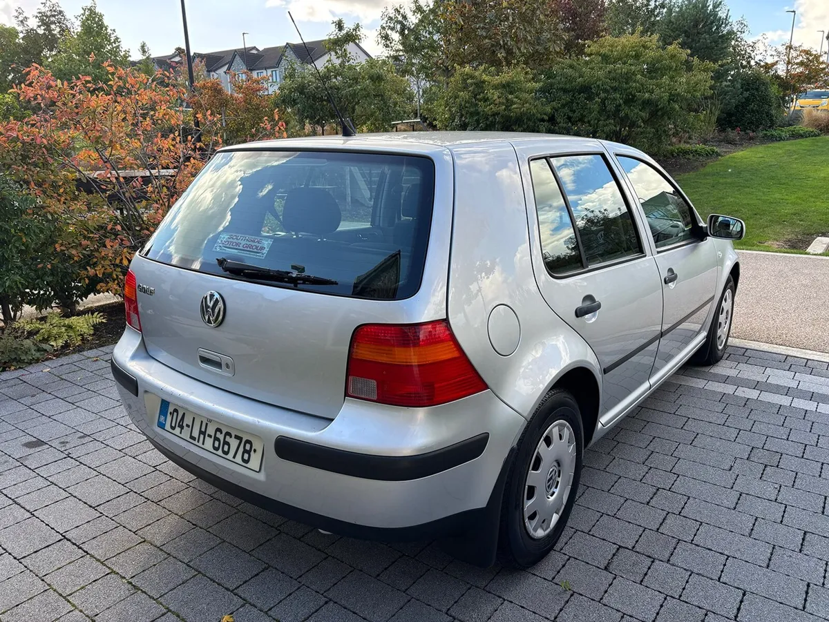 Volkswagen Golf 2004 - Image 4