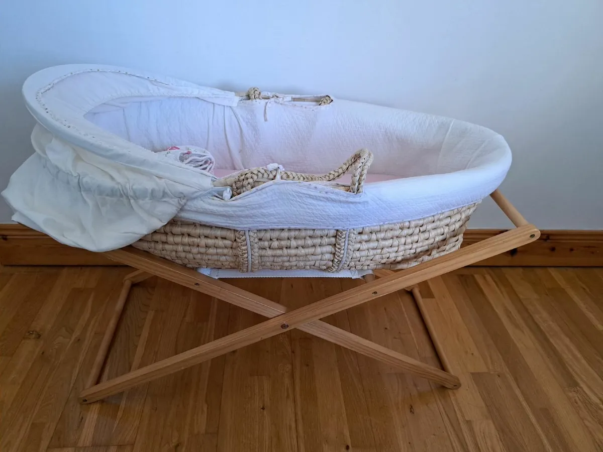 Infantino Flip Baby Carrier & Mosses Basket - Image 3
