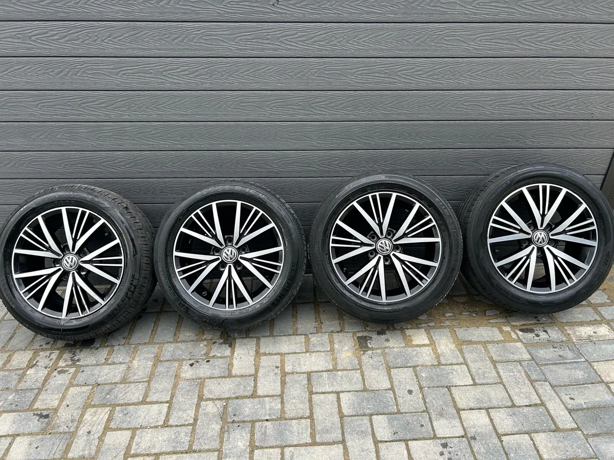 16” GENUINE GOLF ALLOY WHEELS & TYRES - Image 2