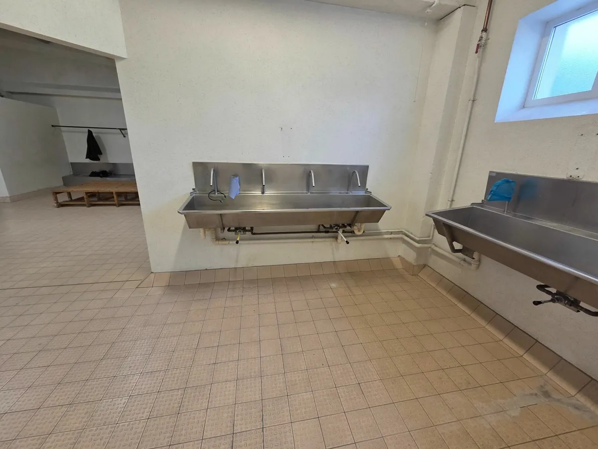 Stainless Sinks - Image 1