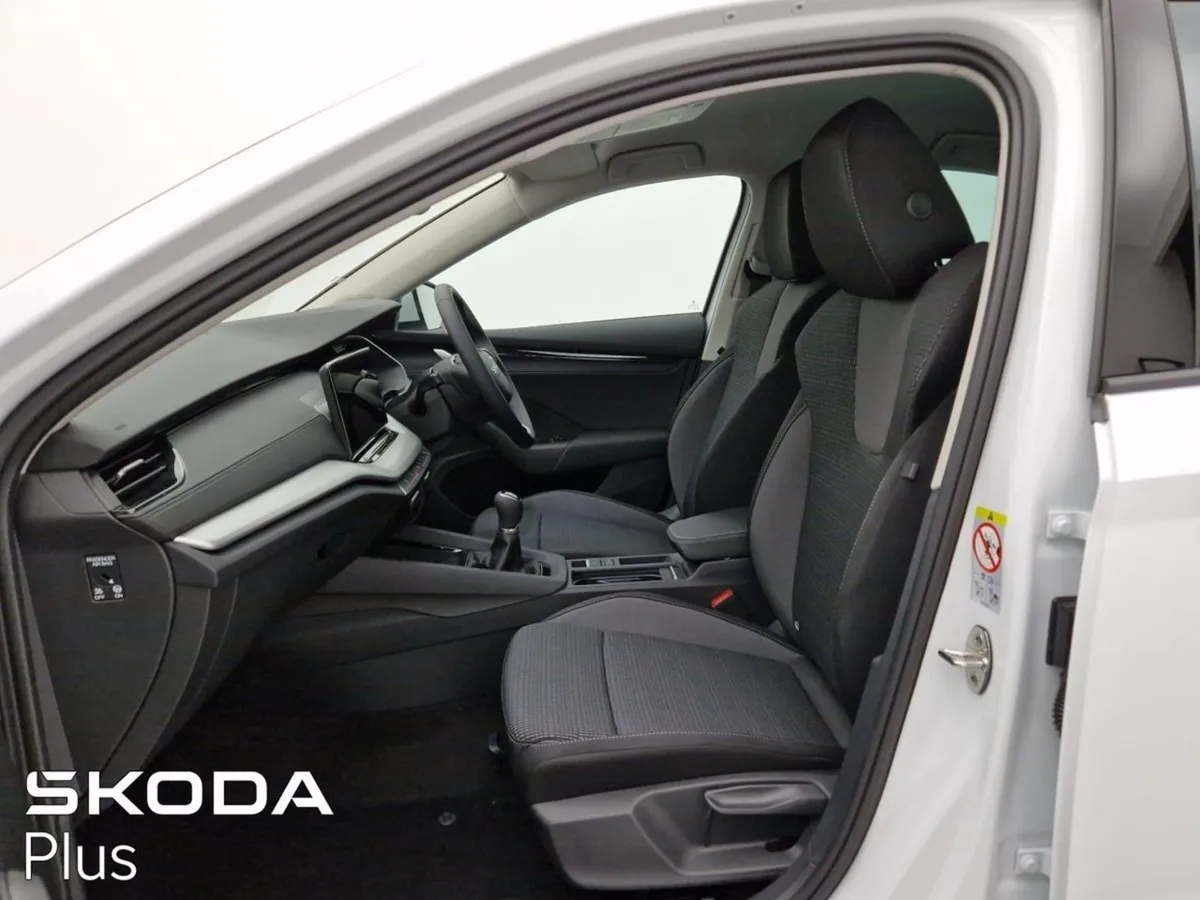 Skoda Octavia Selection 2.0tdi 115HP - Image 4