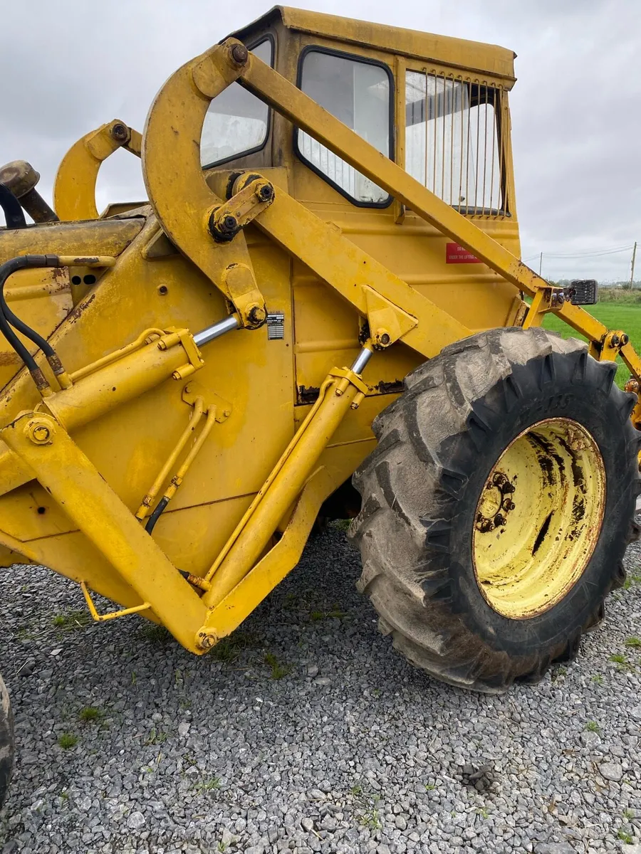 Volvo Loader - Image 4