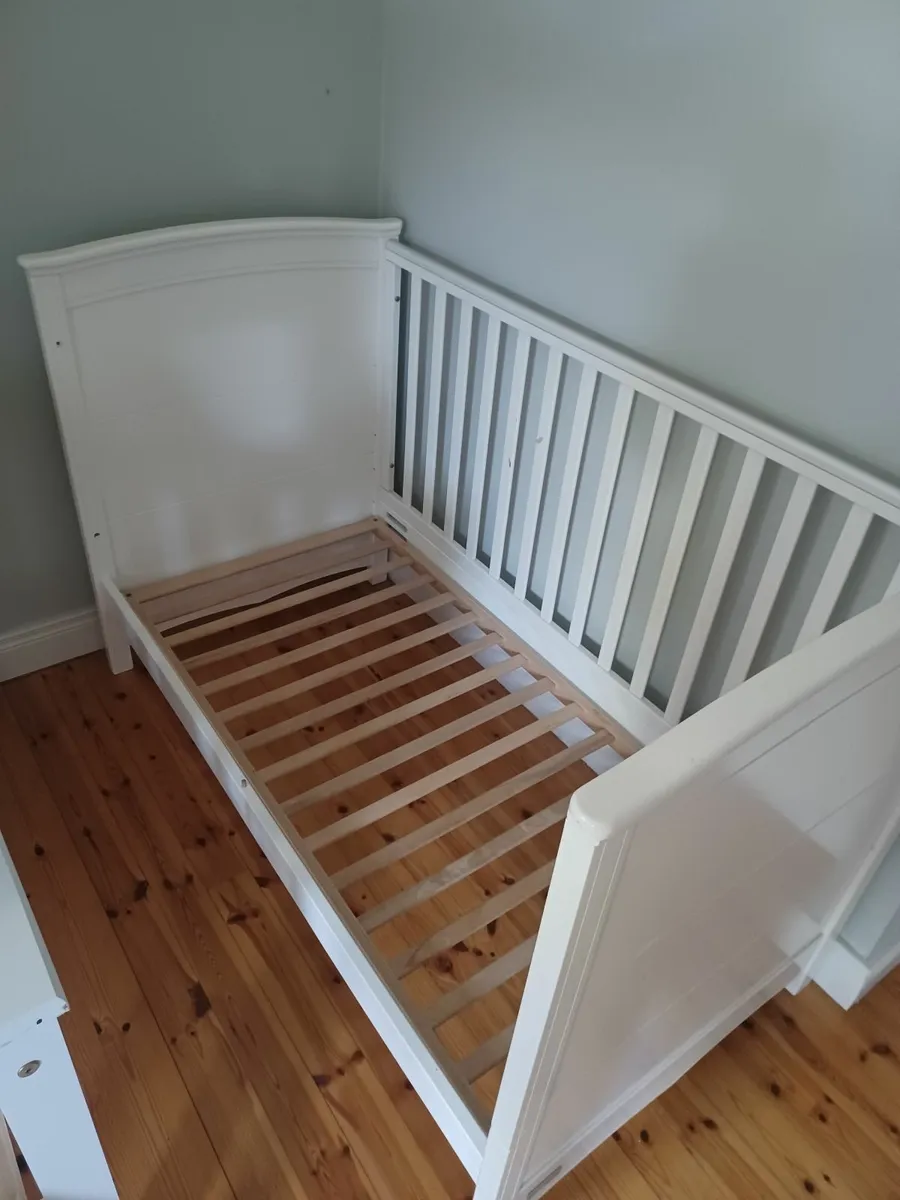 Cot bed - Image 3