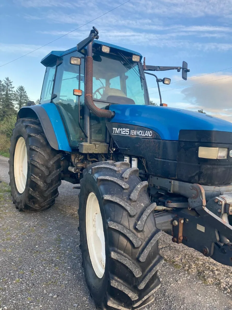 TM 125 NewHolland - Image 3