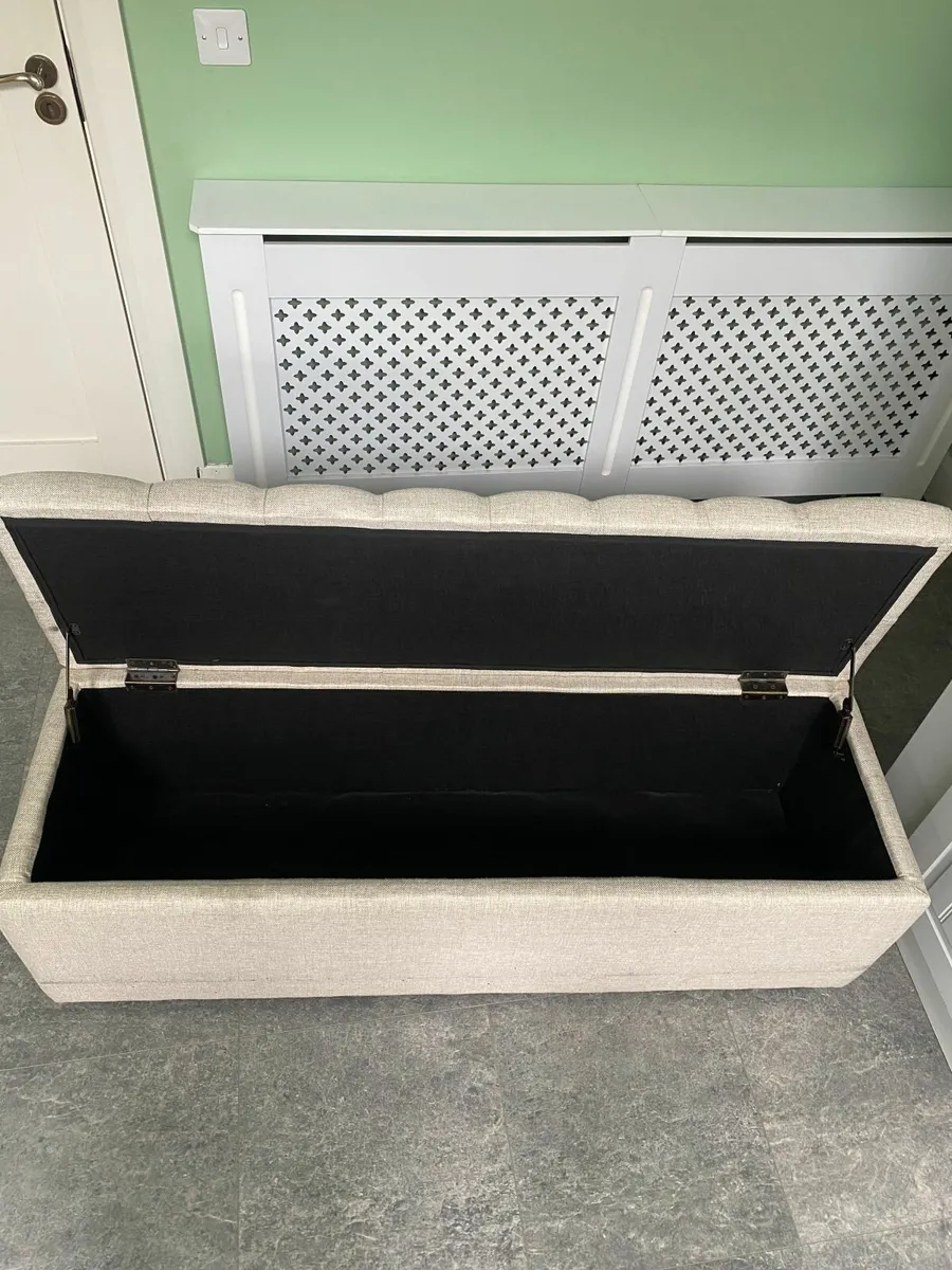 Blanket Box - Image 1