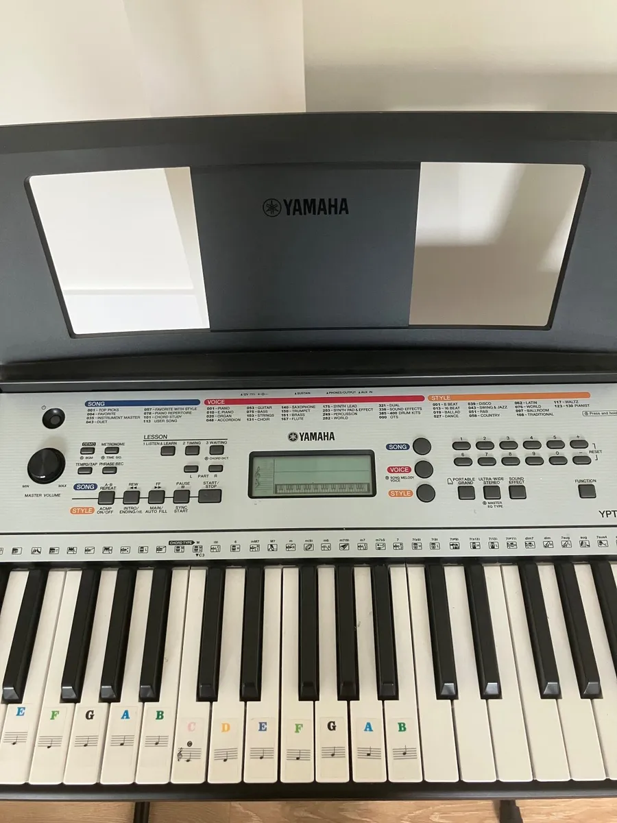 Keyboard - Yamaha YPT260 - Donegal - Image 2