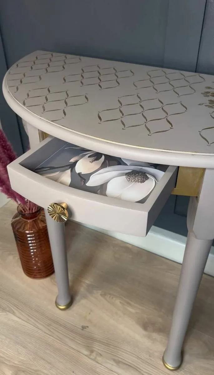 Versailles Elegant Half-Moon Console Table - Image 3
