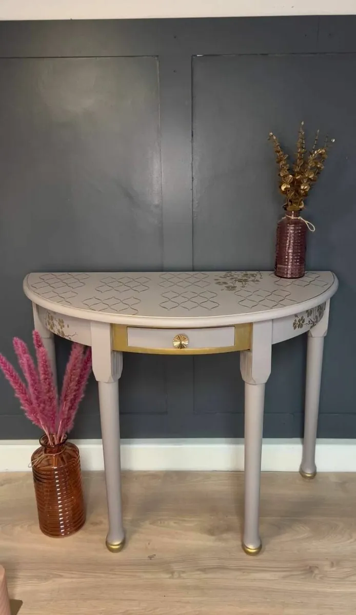 Versailles Elegant Half-Moon Console Table - Image 4