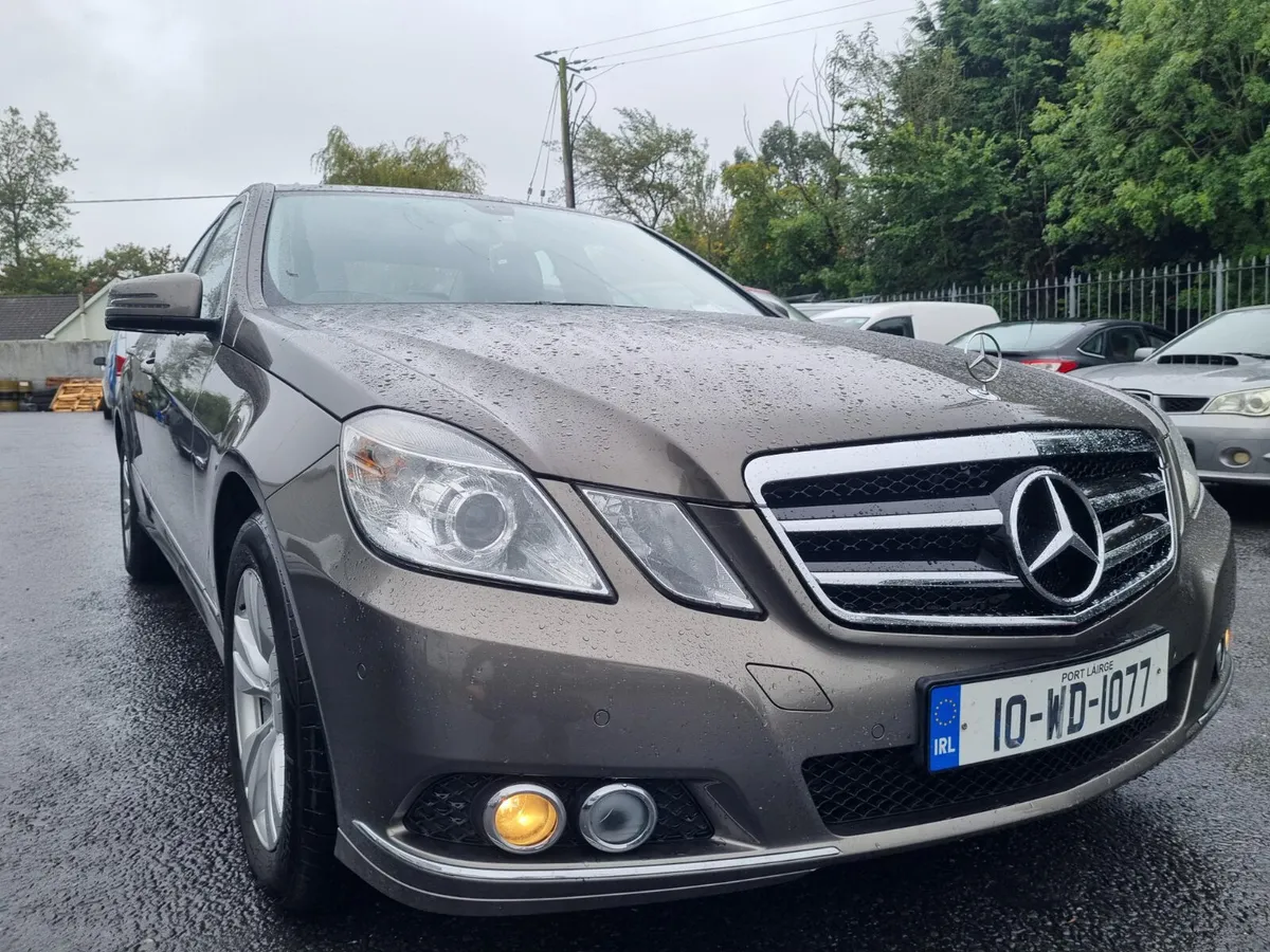 Mercedes-Benz E-Class 2010 - Image 3
