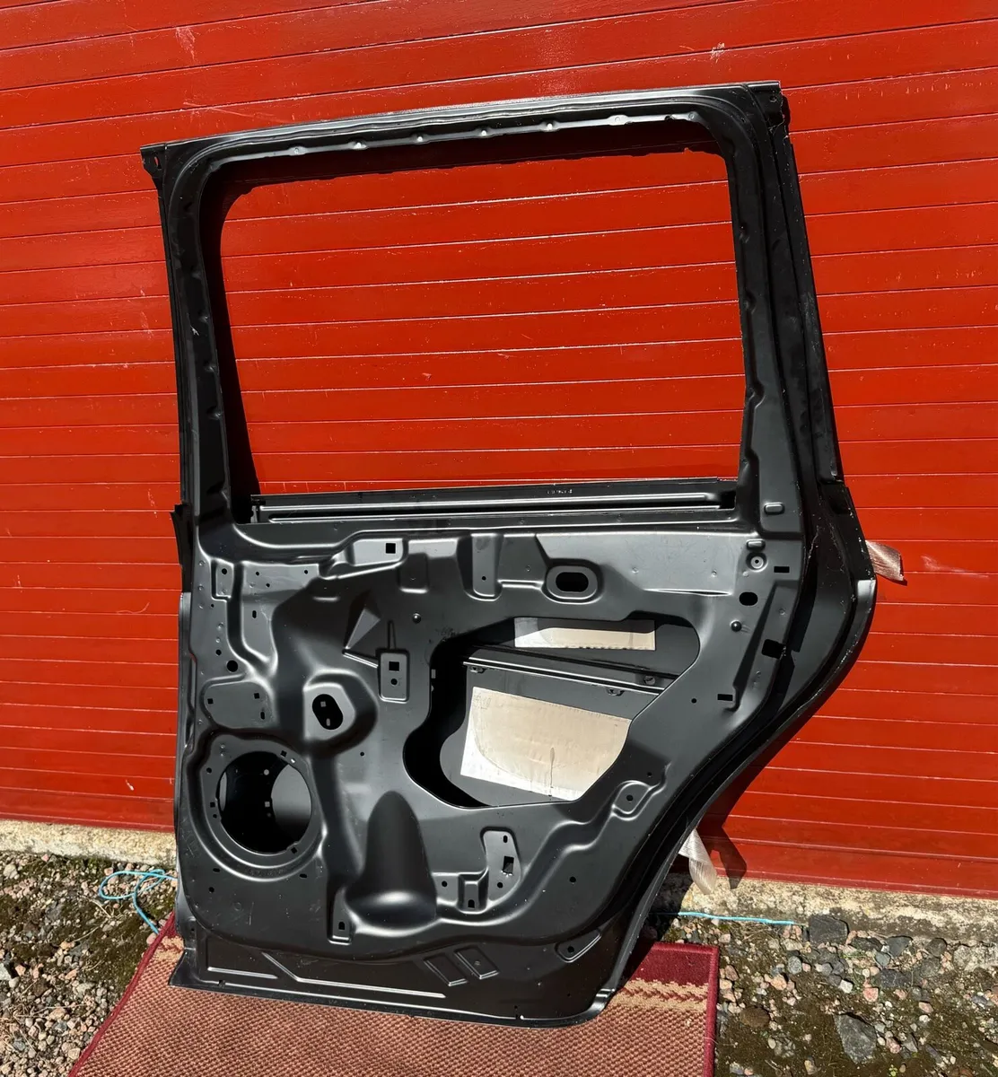 Ford Galaxy 2015-2024 New Rear Right Door - Image 2