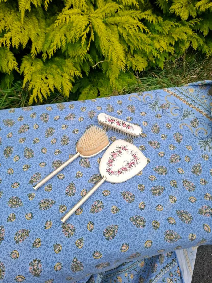 Vintage mirror and brush set postage possible - Image 1