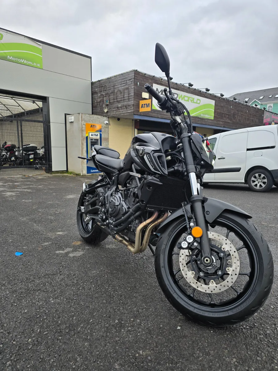 242 YAMAHA MT07 **393KM** - Image 2