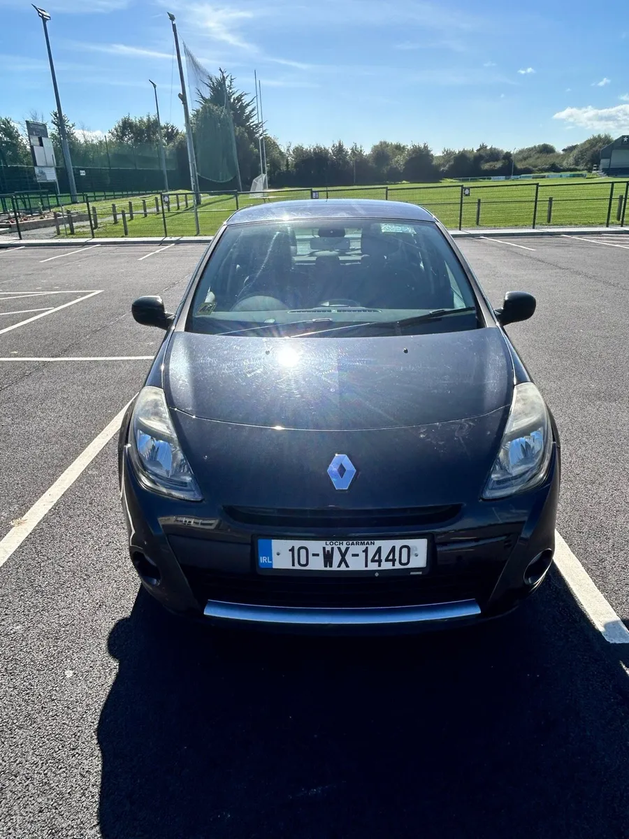 Renault Clio nct & tax 03/2026 - Image 2