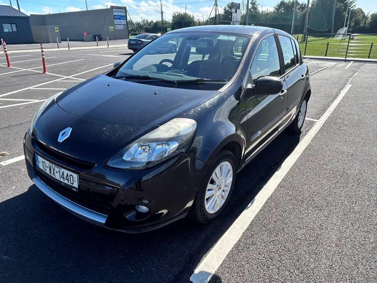 Renault Clio nct & tax 03/2026 - Image 3