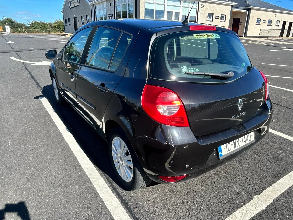 Renault Clio nct & tax 03/2026 - Image 4