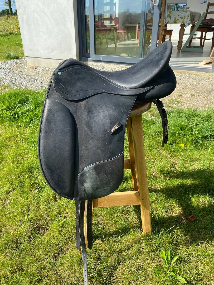 Wintec pro dressage saddle - Image 3