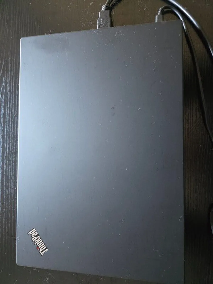 Thinkpad T490 Laptop - Image 3