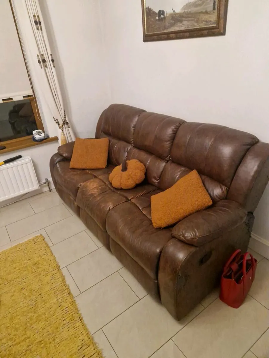 Couch and armchair - Image 1