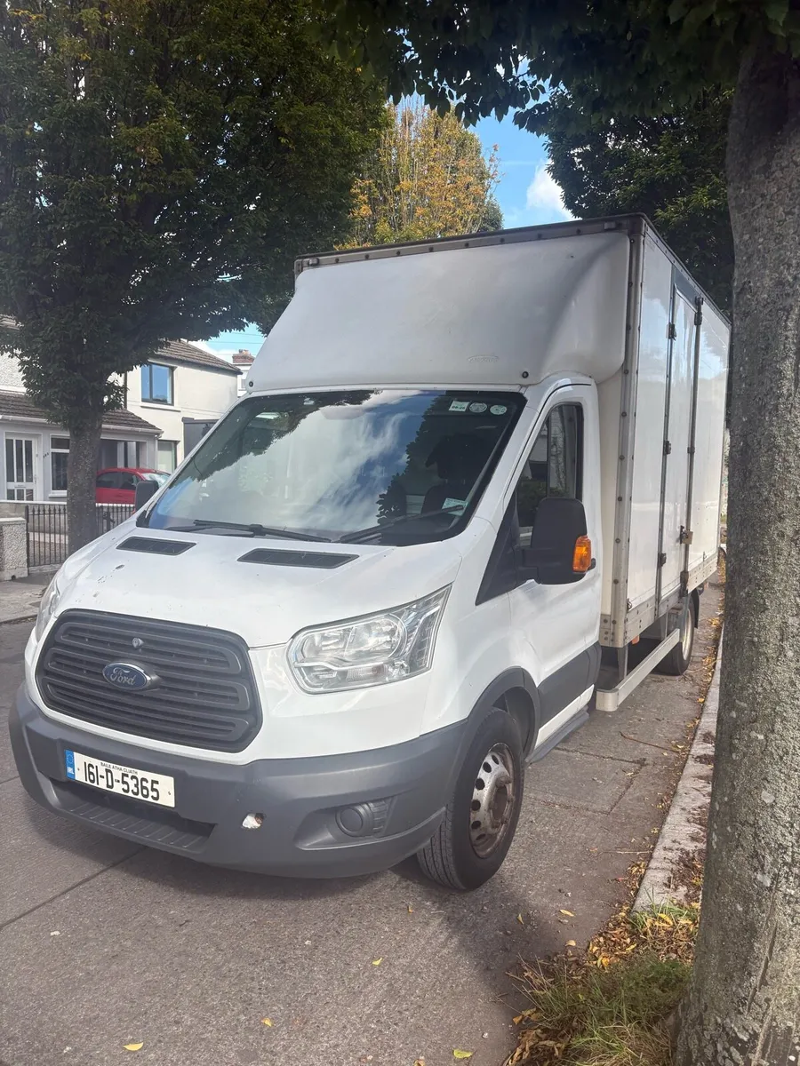 Ford Transit Luton - Image 2