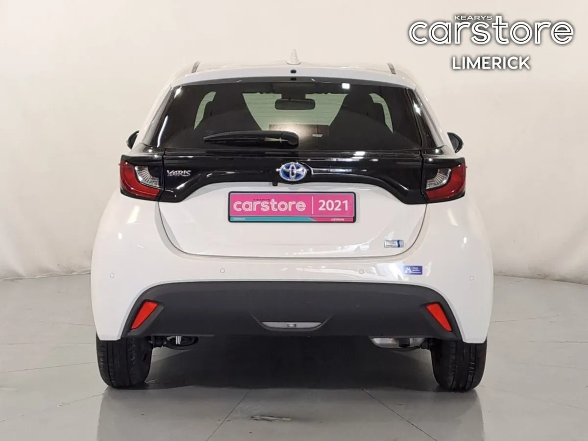 Toyota Yaris 1.5 Hybrid Auto - Image 4