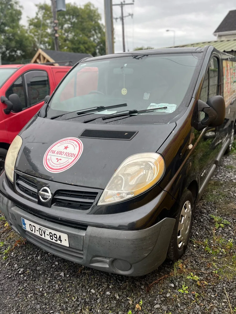 Nissan Van - Image 2