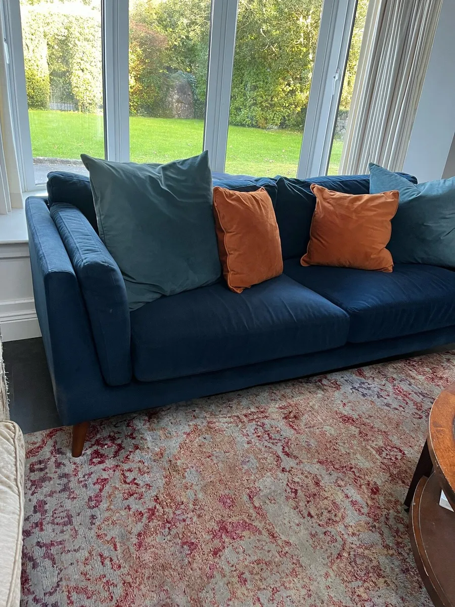 Couch - Image 1