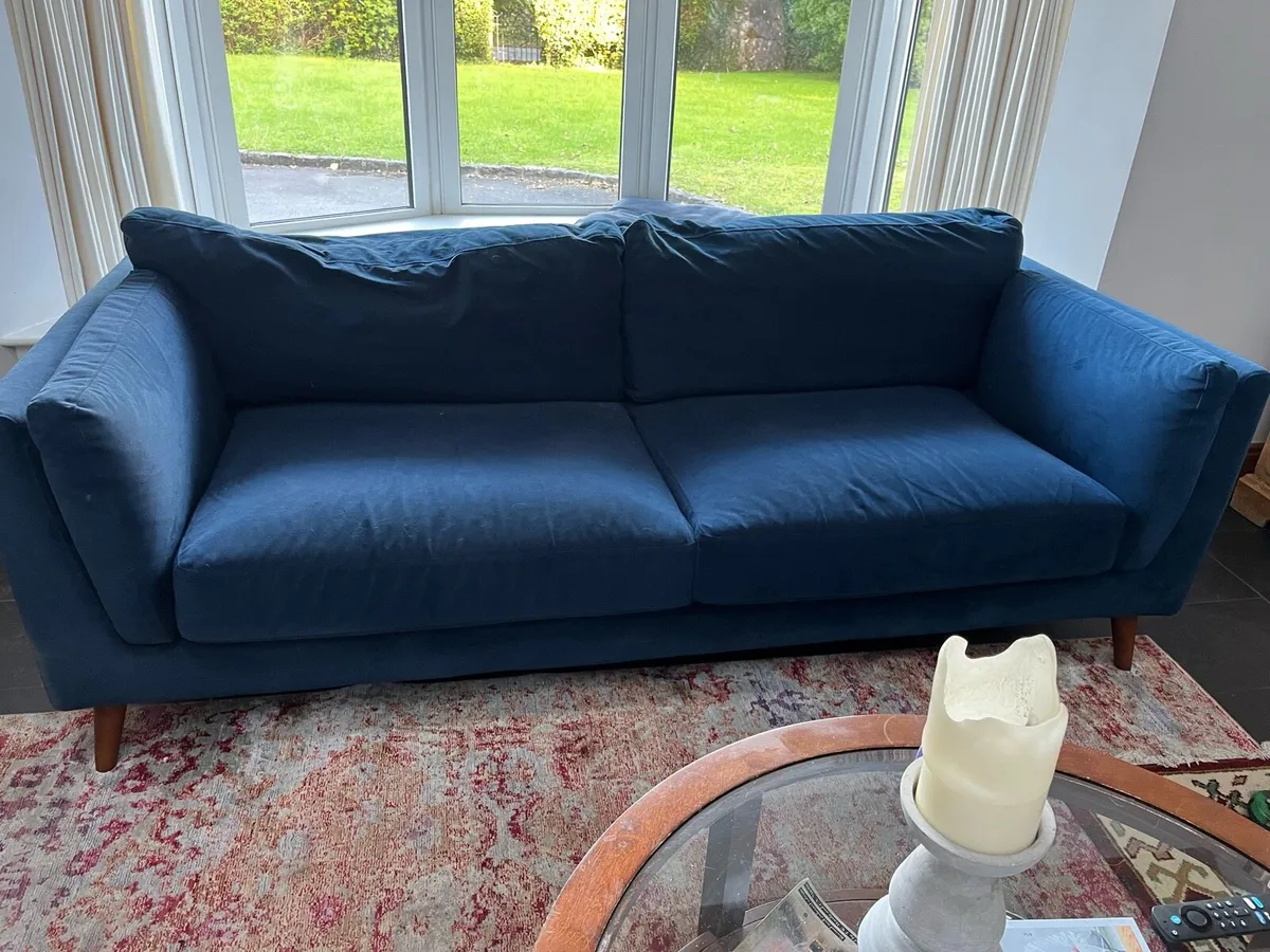 Couch - Image 3
