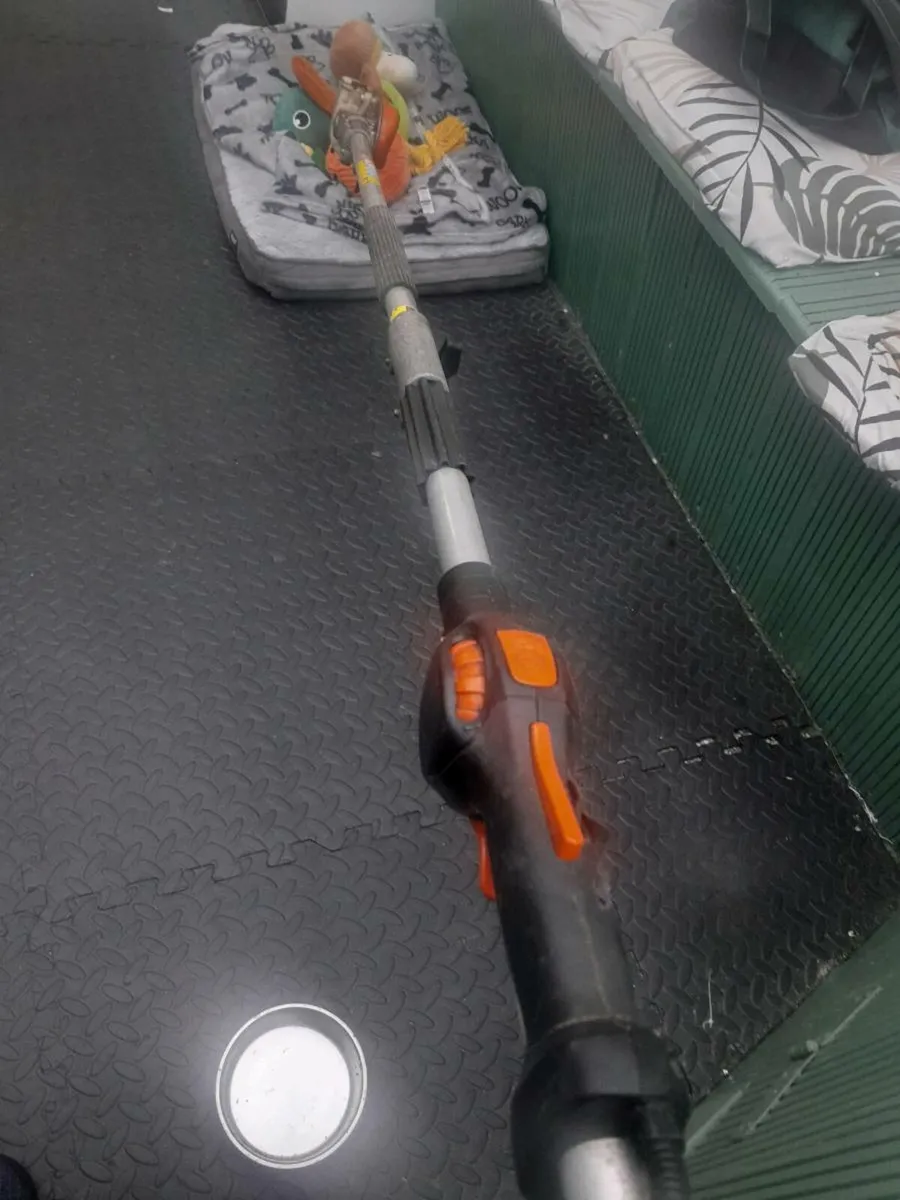 Stihl pole saw - Image 4