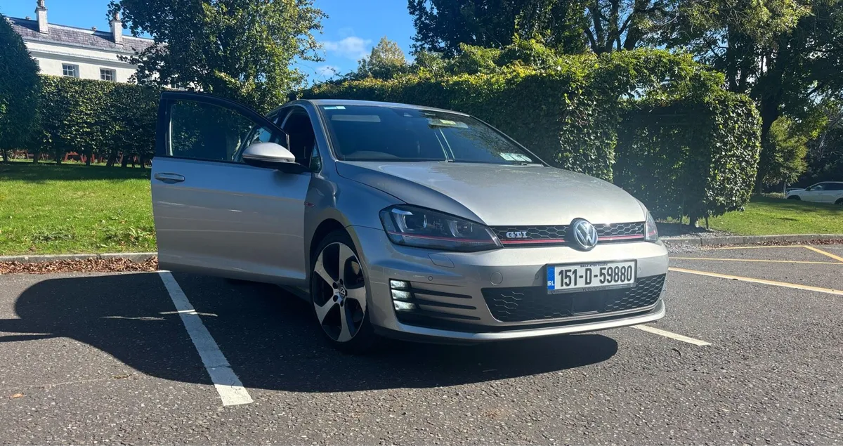 **CHEAP THIS WEEK ONLY**HIGH SPEC GTI GOLF 220bhp - Image 2