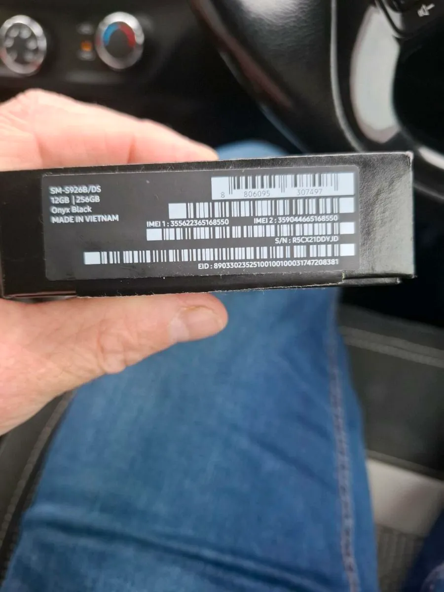 Mobile phone S24plus - Image 1