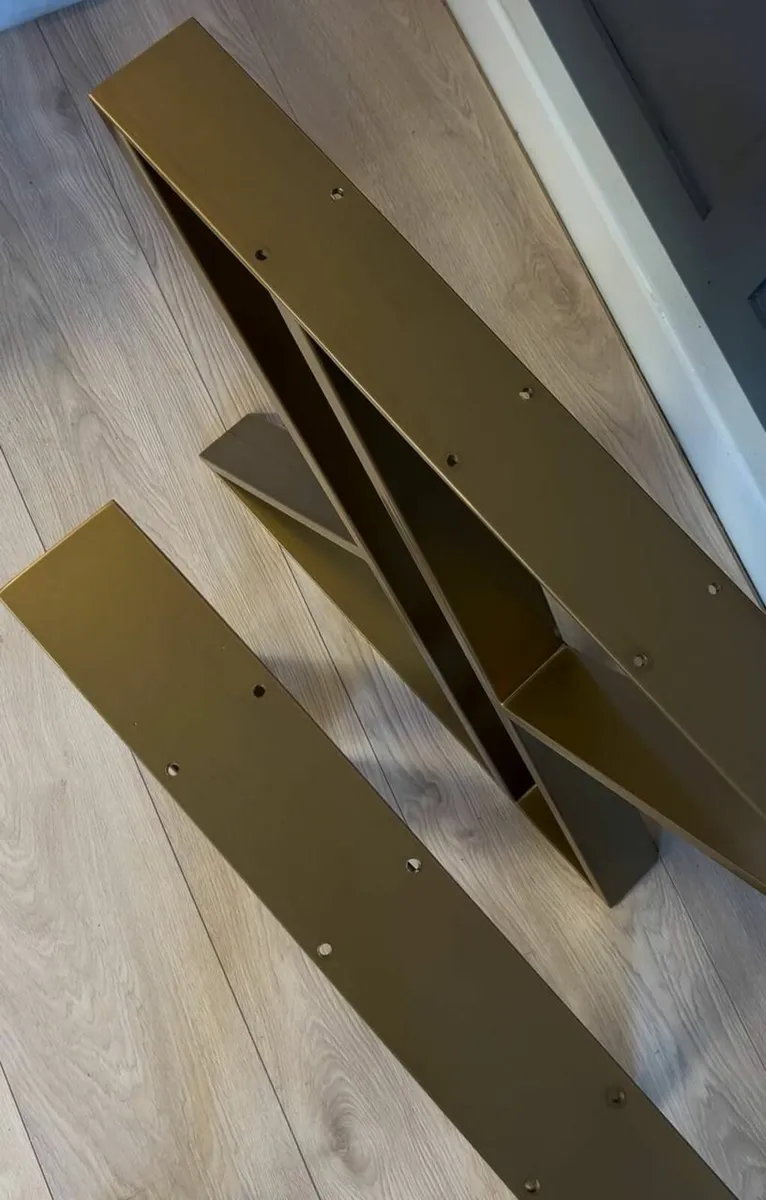 Set of 2 Hourglass-Shaped Gold Steel/Metal Table - Image 2