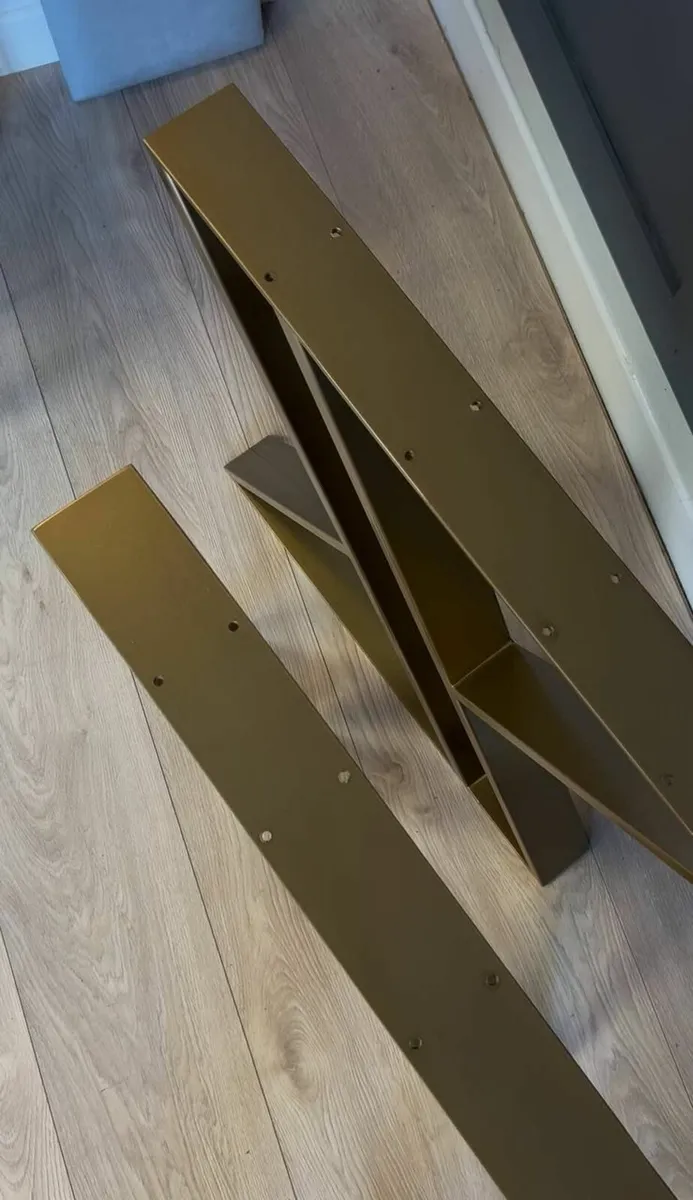Set of 2 Hourglass-Shaped Gold Steel/Metal Table - Image 4