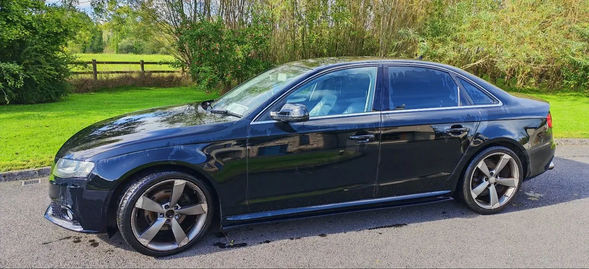 AUDI A4 2.0 TDI TECHNIK 136PS 4DR - Image 1