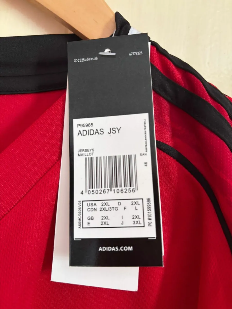 Manchester United 25/26 Home Jersey (Replica) - Image 3