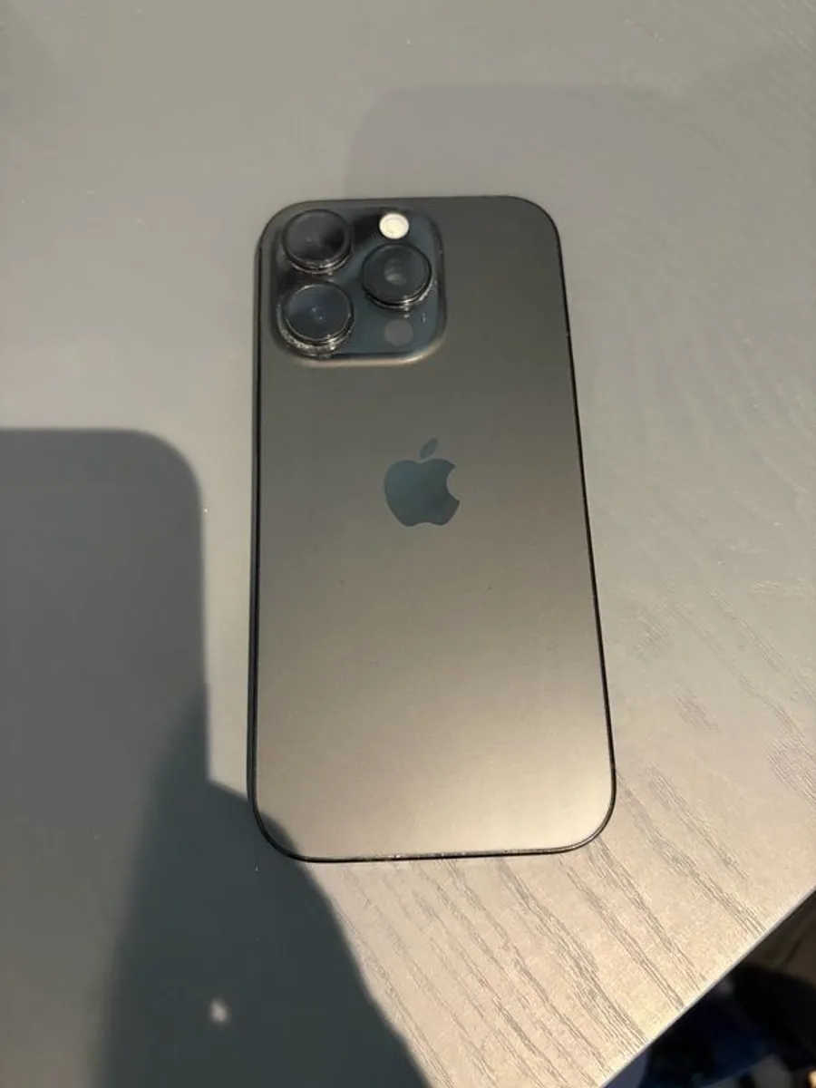 Apple I Phone 16Pro - Image 3