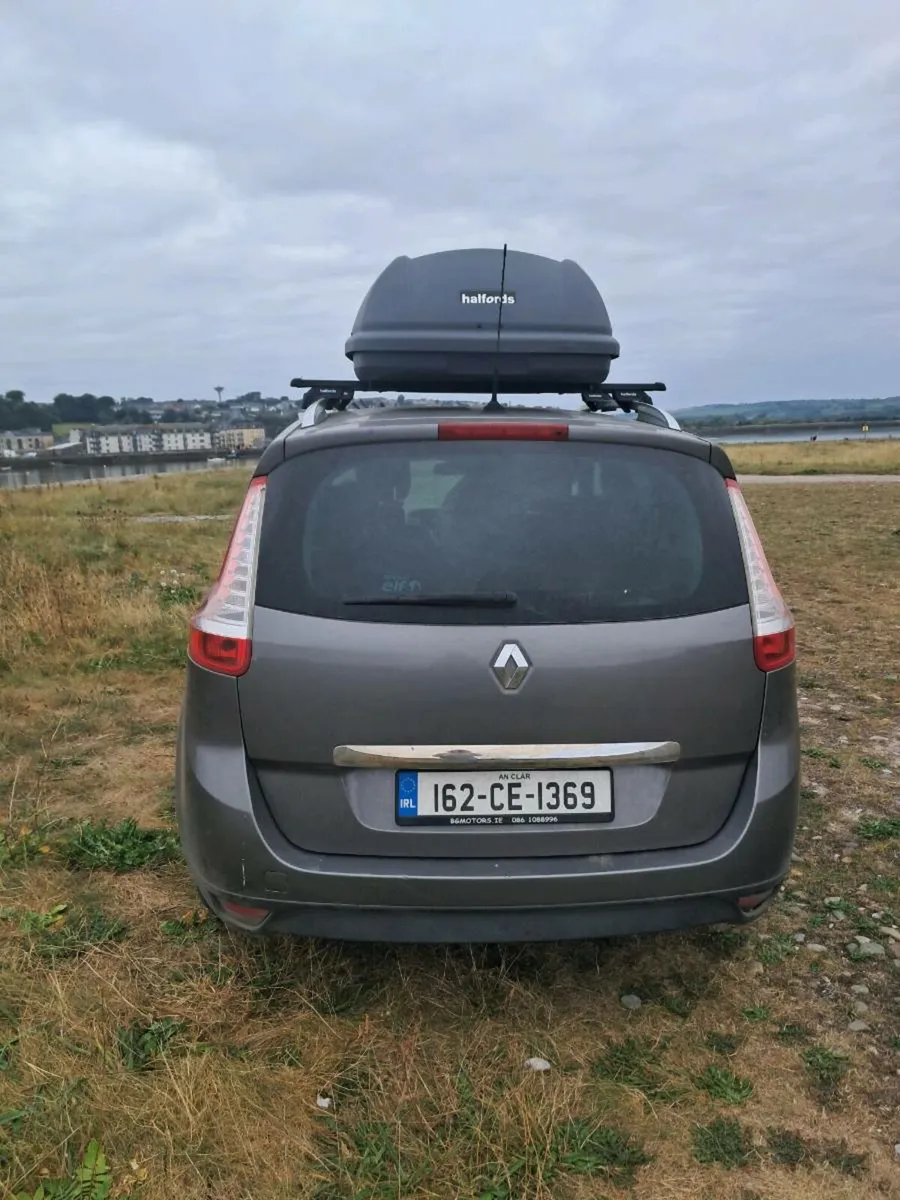 Renault Grand Scenic - Image 4