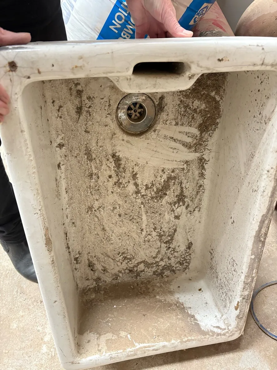 Ceramic Butler Sink (for a garden) - Image 1