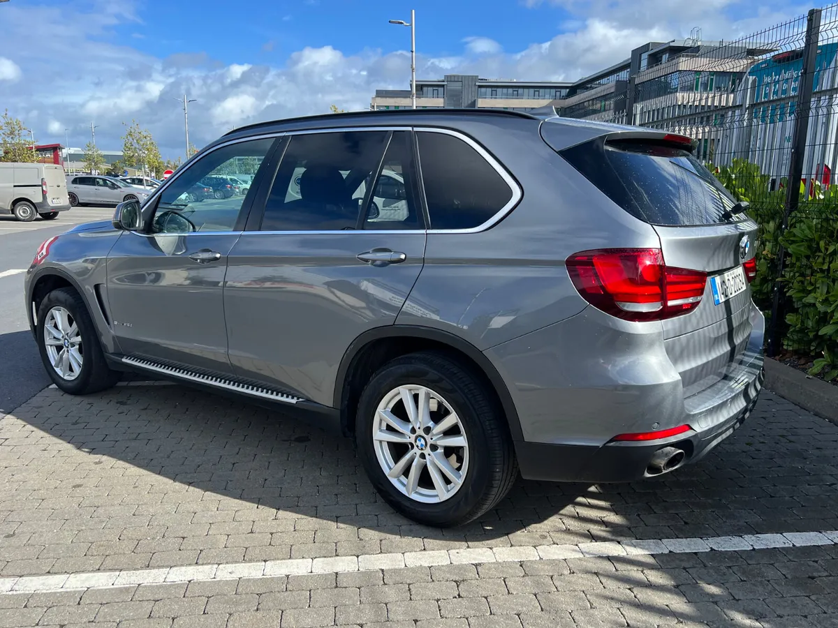 BMW X5 2014 FSH New NCT - Image 4