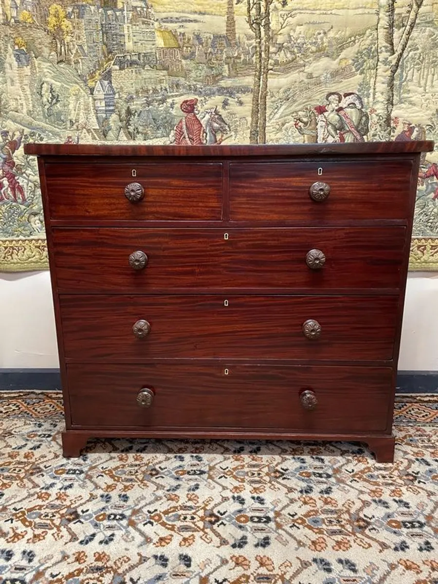 19th Century William IV Mahogany Chest of Drawers - Image 1