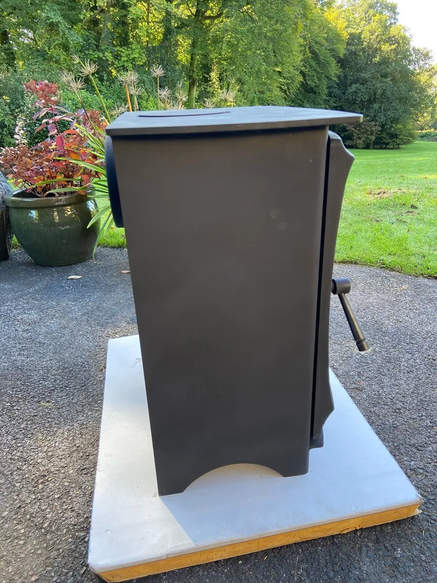 Stove - Image 3