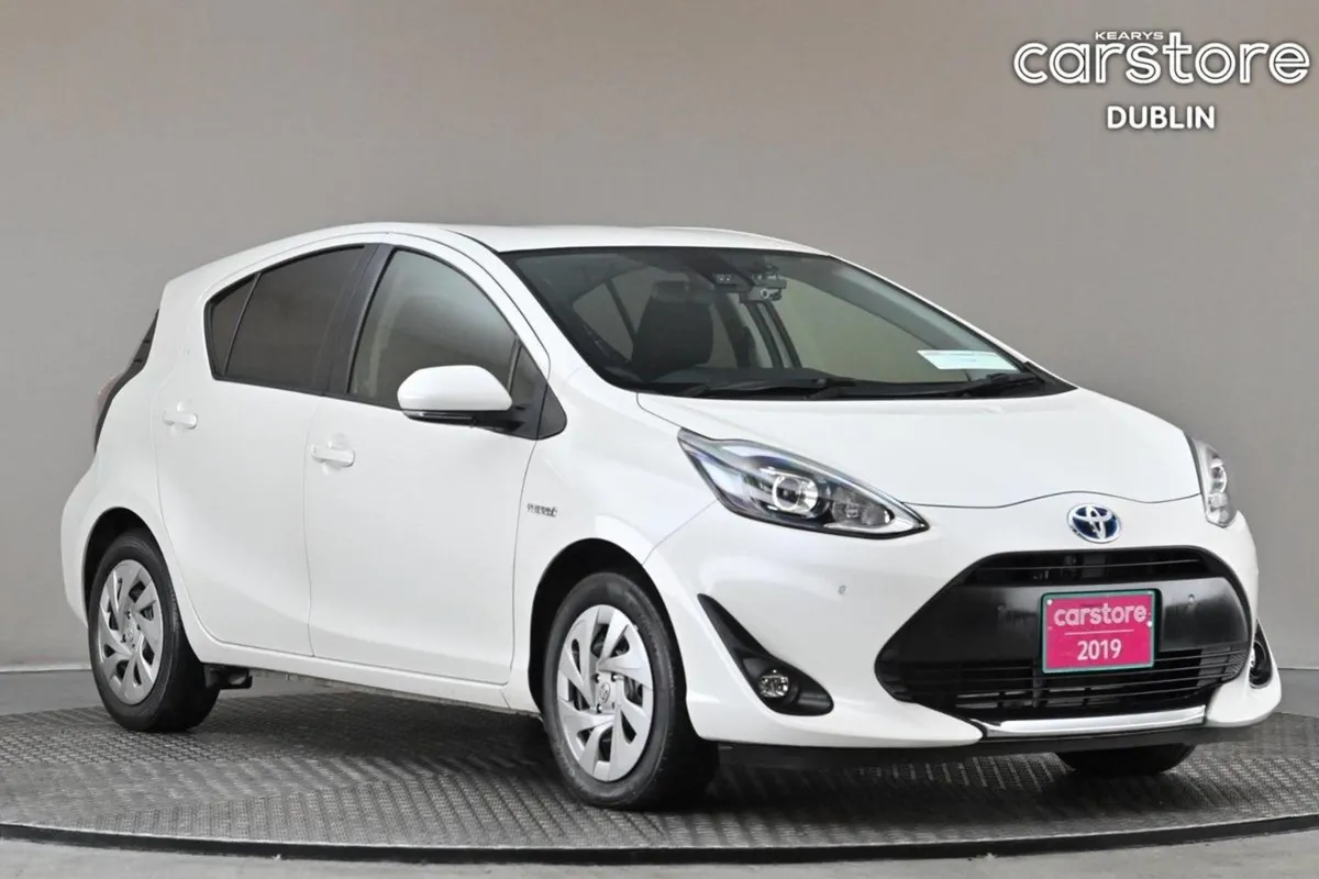 Toyota Aqua 1.5 Vvt-i Hybrid  park Sensors revers - Image 1