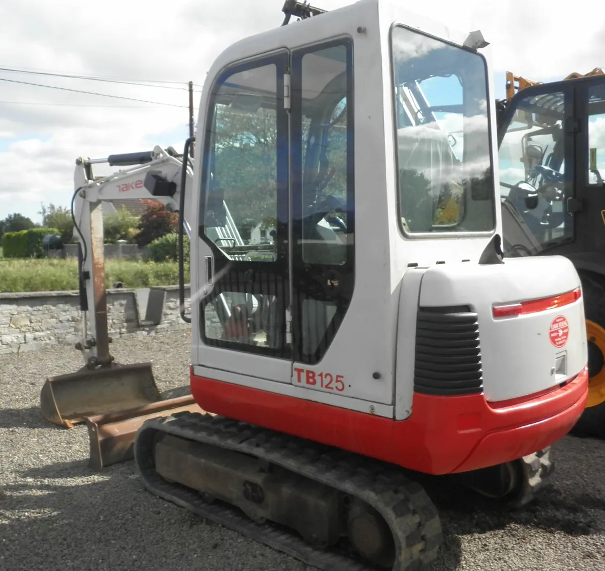 2005 Takeuchi 2.8 ton, model TB 125 - Image 1