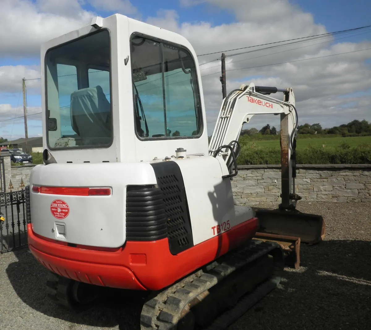 2005 Takeuchi 2.8 ton, model TB 125 - Image 2