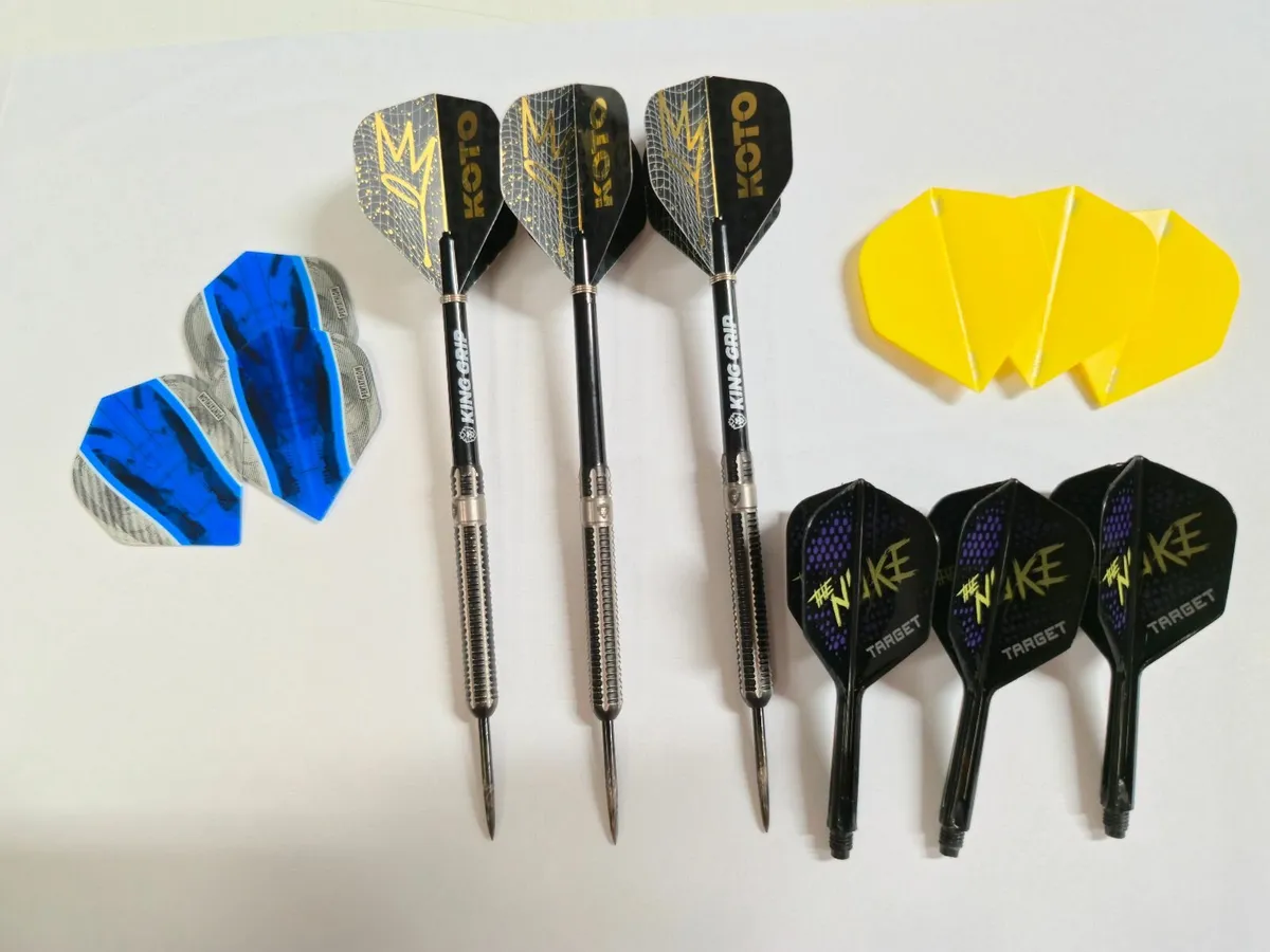 Koto Black Crown + Littler Brass Darts - Image 1