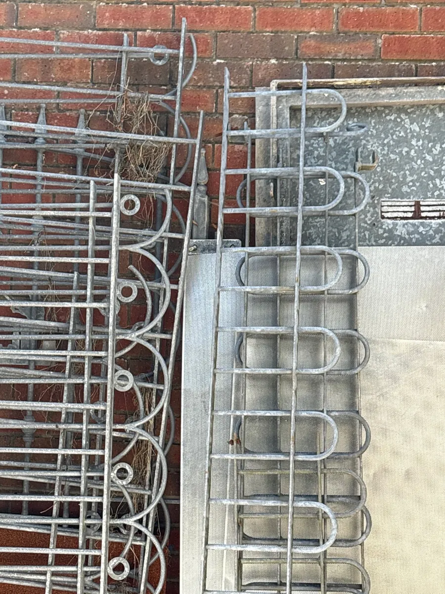 Galvanized fencing - Image 3