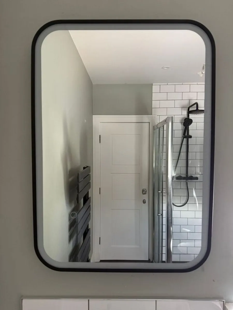 Bathroom Vanity, Mirror & Radiator - Image 3